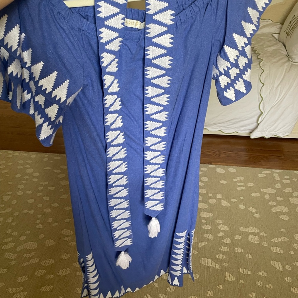 Marie Oliver size small